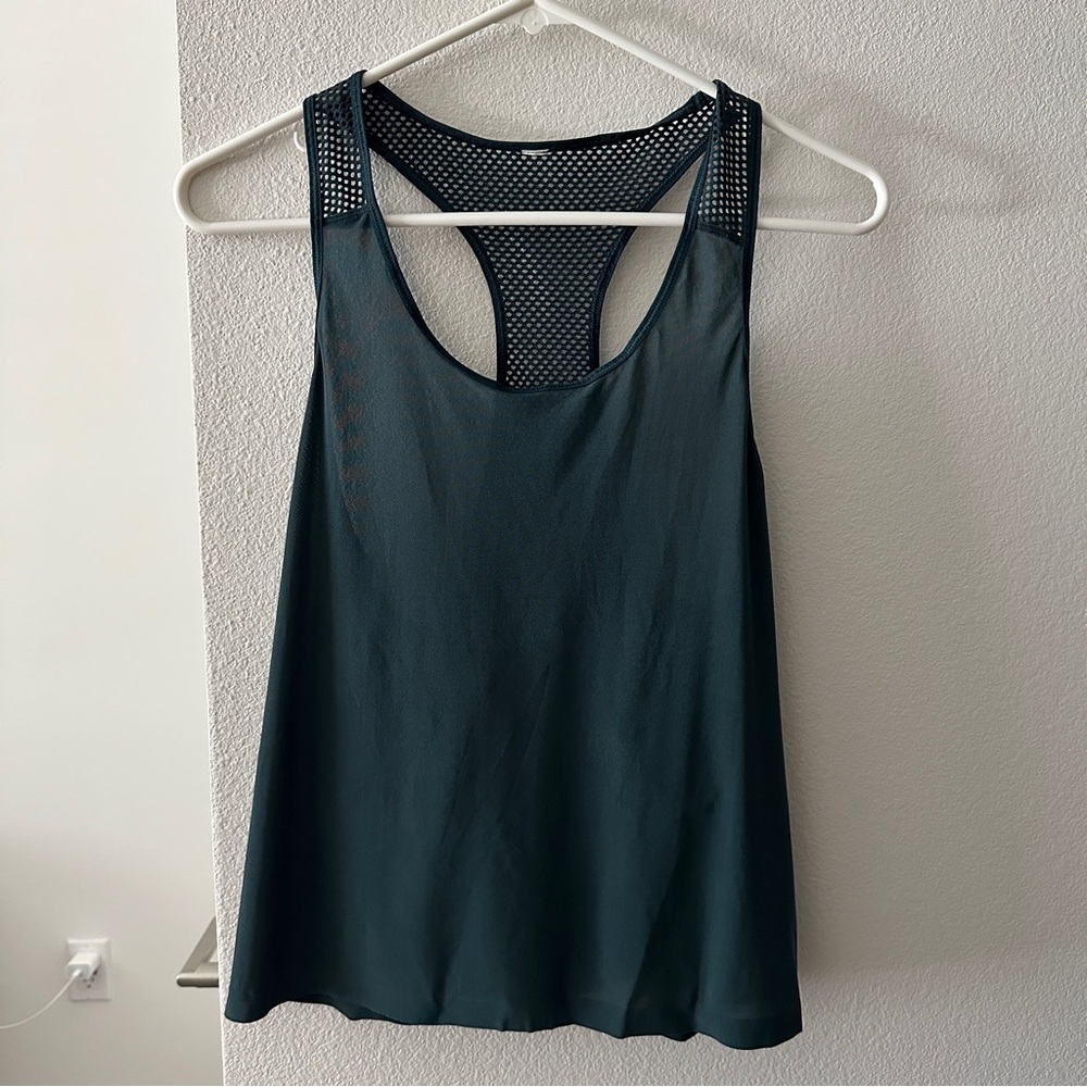 Dark Green Lululemon lightweight tank stretchy flowy waffle back